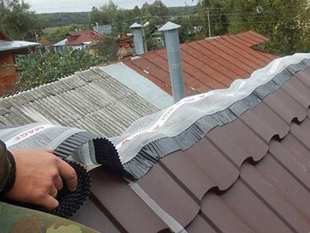 Монтаж металлочерепицы